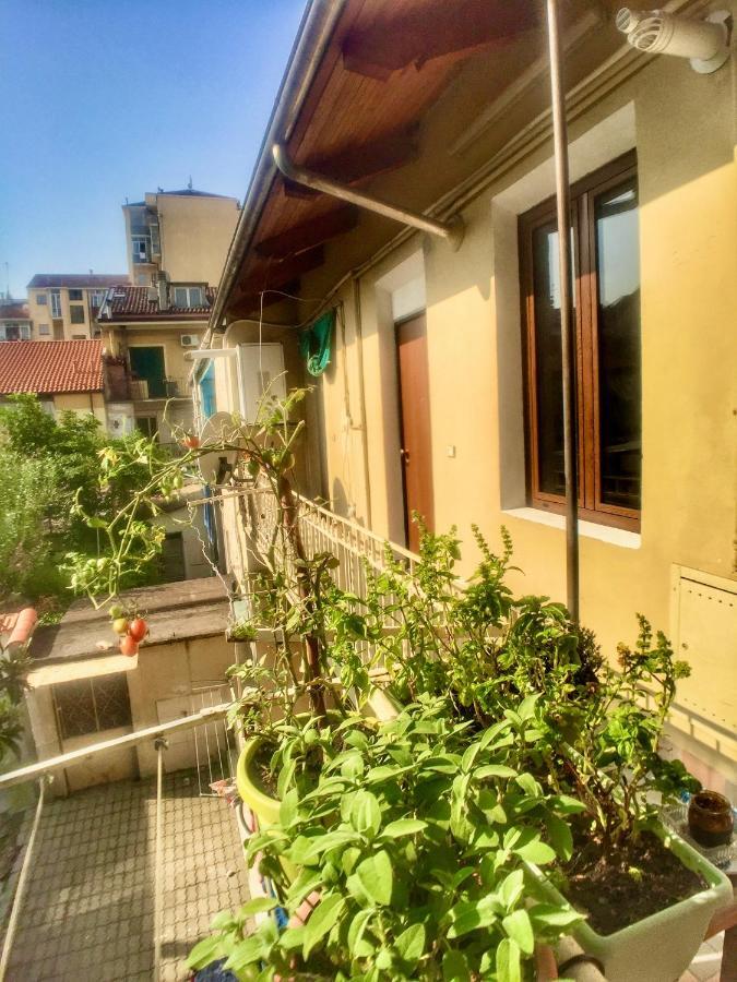 Appartamento In Tranquillo Borgo Vicino Al Centro Торино Екстериор снимка